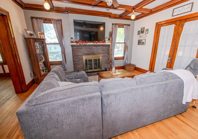 Photo 4 of Single family home for sale at 426 E Jefferson St, Morris, IL 60450 | MLS# 12752766 | Listing updated on 2026-09-15