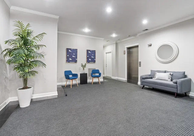 Listing Photo 2 - Condo for sale in building located at 1359 W Fullerton Ave, Chicago, IL 60614 - Unit #3E