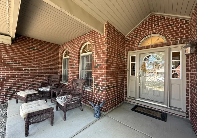 Photo 3 of Single family home for sale at 1024 Southcreek Dr, Manteno, IL 60950 | MLS# 12753127 | Listing updated on 2026-10-02