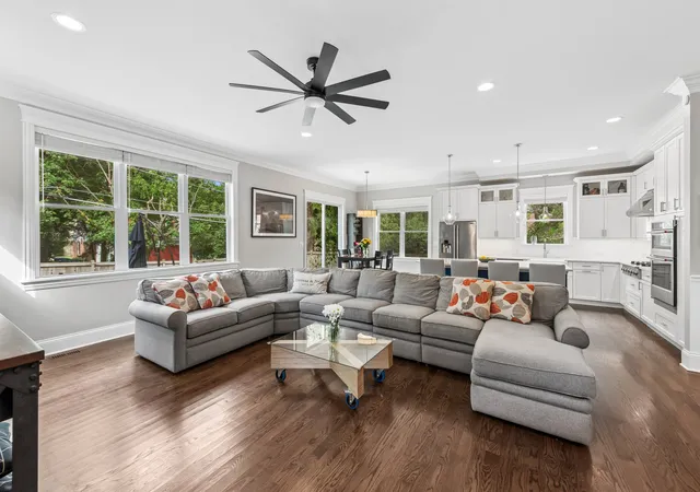 Photo 2 of Single family home for sale at 1110 Chestnut St, Deerfield, IL 60015 | MLS# 12753406 | Listing updated on 2026-09-29