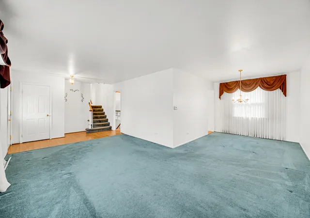 Photo 4 of Single family home for sale at 986 Harvard Ln, Buffalo Grove, IL 60089 | MLS# 12753504 | Listing updated on 2026-09-14