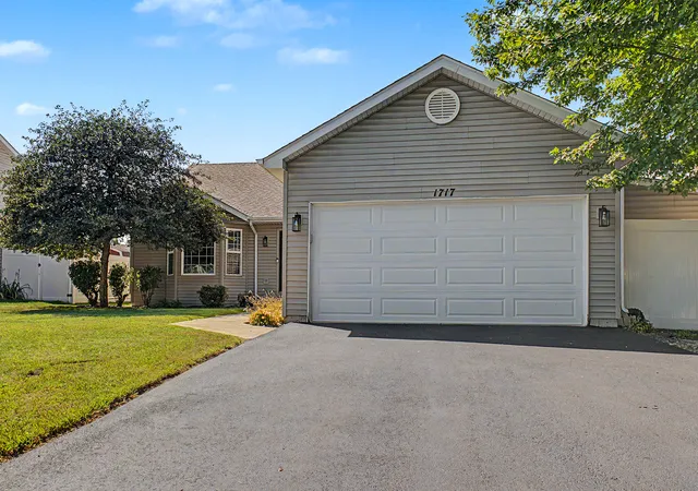 Photo 1 of Sale Pending at 1717 Parkside Dr, Plainfield, IL 60586 | MLS# 12753840 | Listing updated on 2026-09-10