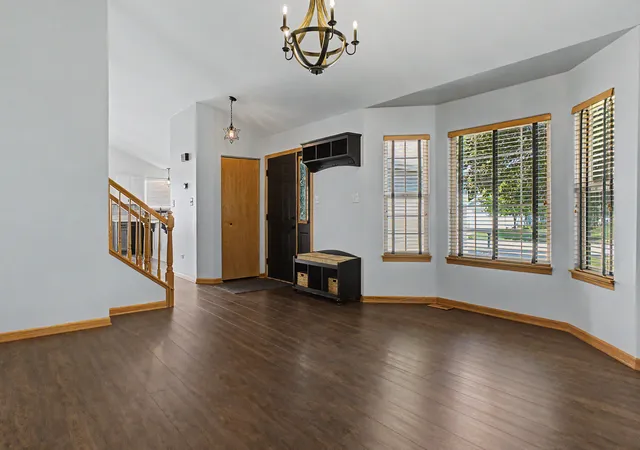 Photo 3 of Sale Pending at 1717 Parkside Dr, Plainfield, IL 60586 | MLS# 12753840 | Listing updated on 2026-09-10