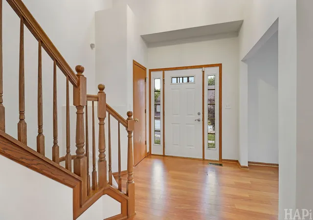 Photo 3 of Single family home for sale at 511 Mc Kenzie Ct, Lake Villa, IL 60046 | MLS# 12753976 | Listing updated on 2026-09-14