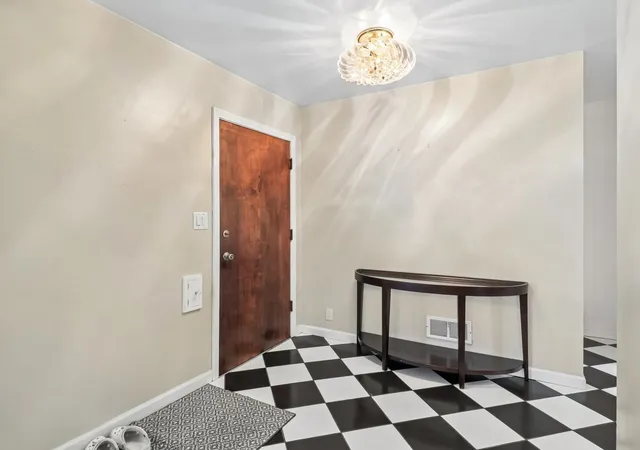 Photo 4 of Single family home for sale at 2952 George St, Franklin Park, IL 60131 | MLS# 12754145 | Listing updated on 2026-09-23