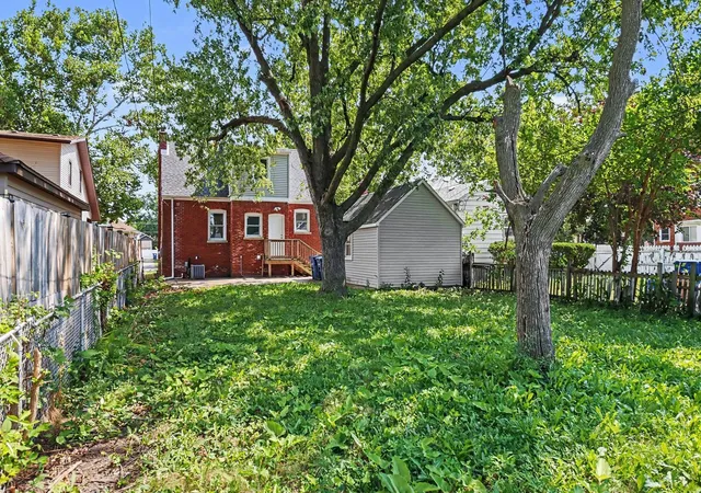 Photo 4 of Single family home for sale at 1934 South 6th Ave, Maywood, IL 60153 | MLS# 12754147 | Listing updated on 2026-10-08