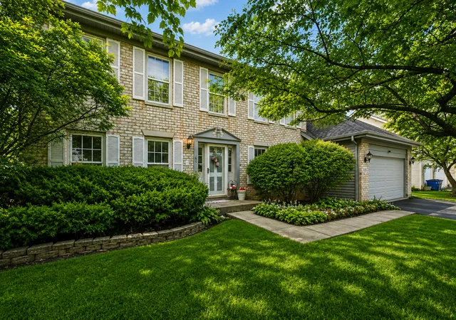 Photo 2 of Single family home for sale at 5282 Galloway Dr, Hoffman Estates, IL 60192 | MLS# 12754166 | Listing updated on 2026-09-13