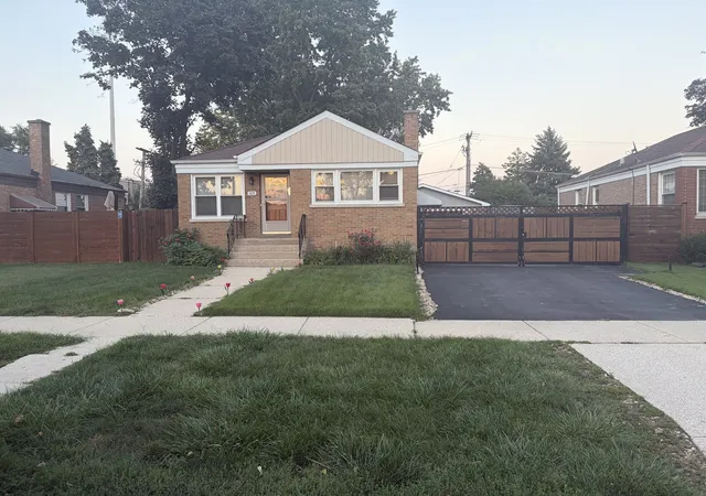 Photo 1 of Single family home for sale at 109 N Laverne Ave, Hillside, IL 60162 | MLS# 12754348 | Listing updated on 2026-09-15