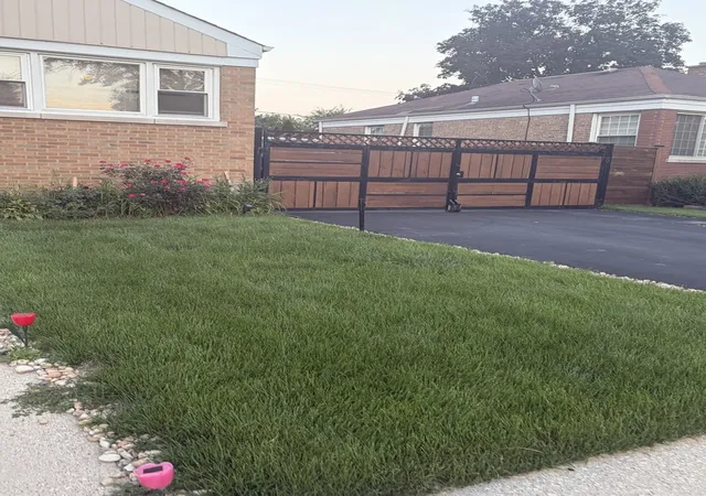 Photo 2 of Single family home for sale at 109 N Laverne Ave, Hillside, IL 60162 | MLS# 12754348 | Listing updated on 2026-09-15