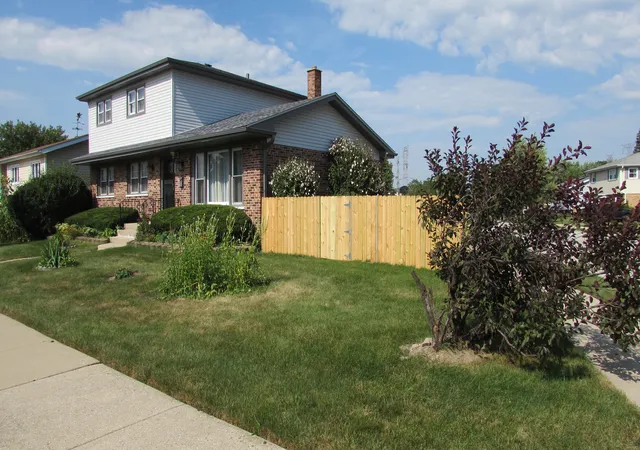 Photo 1 of Single family home for sale at 9235 N Callero Dr, Niles, IL 60714 | MLS# 12754402 | Listing updated on 2026-09-15
