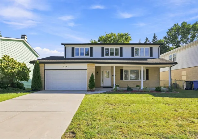 Single family home for sale at 1805 W Willow Ln, Mount Prospect, IL 60056 | MLS# 12754415