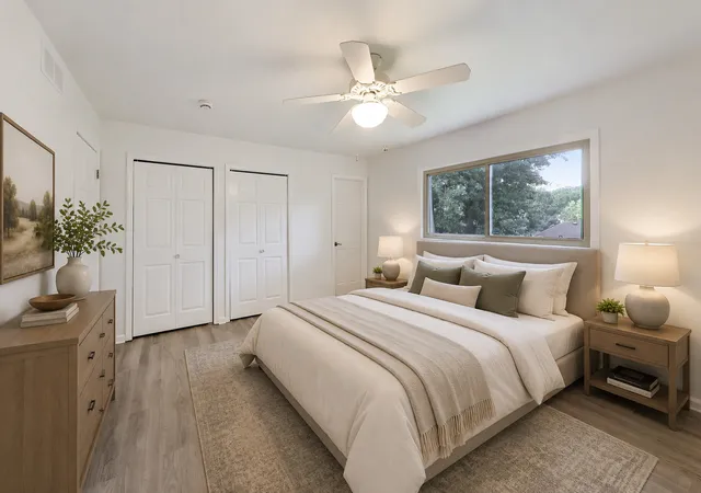 Photo 4 of Single family home for sale at 10s324 Hampshire Ln, Willowbrook, IL 60527 | MLS# 12754605 | Listing updated on 2026-09-26