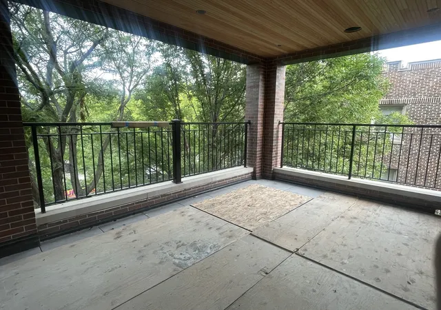Photo 3 of Condo for sale at 4913 N Damen Ave #3, Chicago, IL 60625 | MLS# 12754633 | Listing updated on 2026-09-14