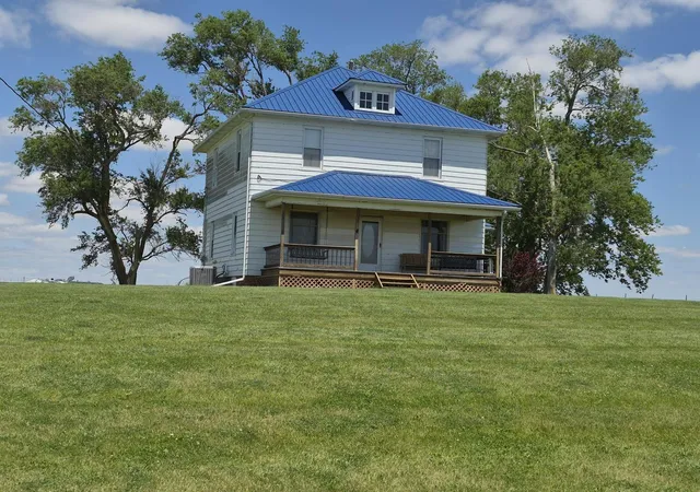 Photo 1 of Single family home for sale at 3322 130 Avenue, New Windsor, IL 61465 | MLS# 12754658 | Listing updated on 2026-09-15