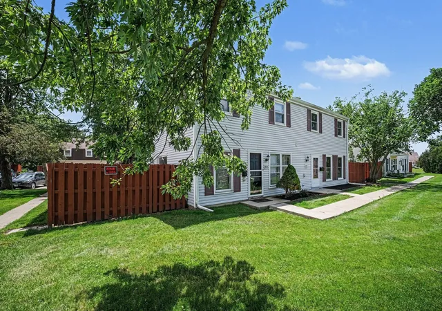 Photo 2 of Townhouse for sale at 1801 Jamestown Cir, Hoffman Estates, IL 60169 | MLS# 12754720 | Listing updated on 2026-09-24