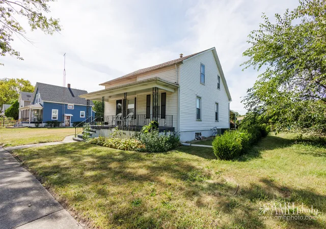 Photo 2 of Single family home for sale at 765 N Rosewood Ave, Kankakee, IL 60901 | MLS# 12754744 | Listing updated on 2026-09-25