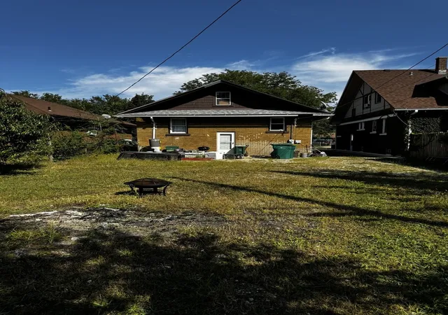 Photo 3 of Single family home for sale at 253 Wilson Ave, Joliet, IL 60433 | MLS# 12754793 | Listing updated on 2026-09-23