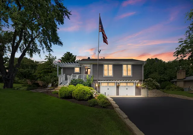 Photo 1 of Single family home for sale at 38w274 Bernice Dr, St. Charles, IL 60174 | MLS# 12754919 | Listing updated on 2026-09-15