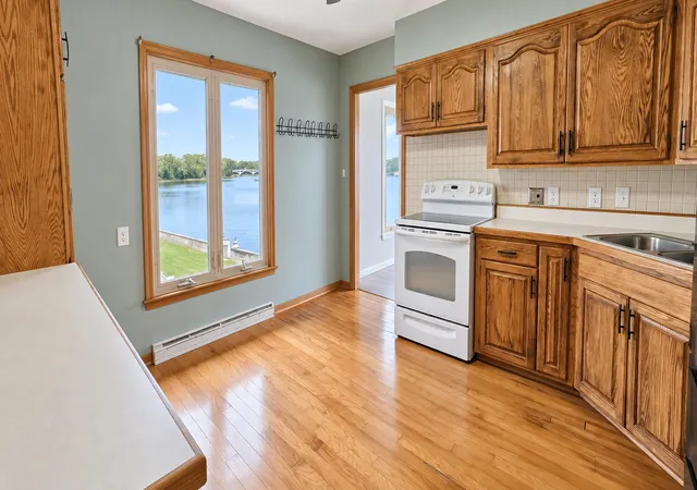 Photo 4 of Single family home for sale at 760 Riverside Ct, Kankakee, IL 60901 | MLS# 12754923 | Listing updated on 2026-09-18