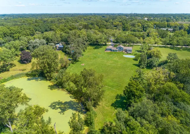 Photo 3 of Single family home for sale at 22406 N Bertha Ln, Barrington, IL 60010 | MLS# 12754936 | Listing updated on 2026-10-01