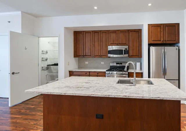 Photo 3 of Condo for sale at 310 S Michigan Ave #1507, Chicago, IL 60604 | MLS# 12754975 | Listing updated on 2026-09-18