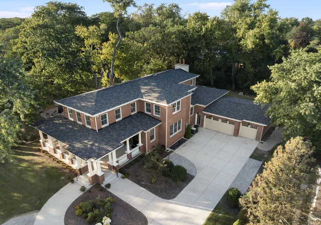 Photo 3 of Single family home for sale at 326 E Central Rd, Arlington Heights, IL 60005 | MLS# 12755211 | Listing updated on 2026-09-15