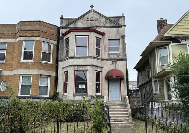 Photo 1 of Sale Pending at 6625 S Woodlawn Ave, Chicago, IL 60637 | MLS# 12755283 | Listing updated on 2026-09-11