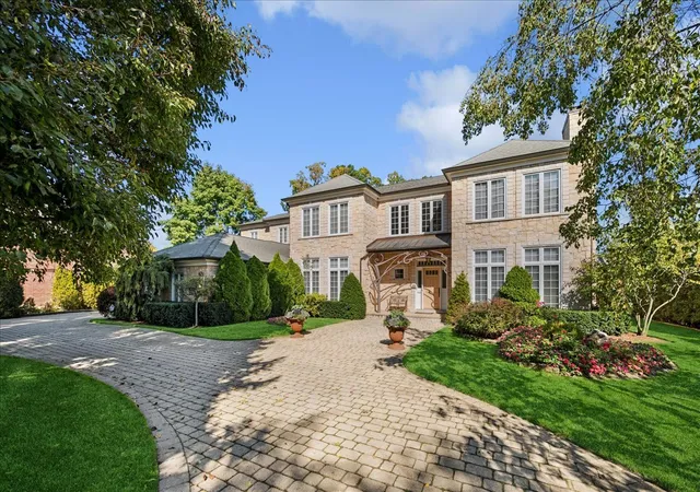 Photo 2 of Mansion for sale at 621 Sheridan Rd, Glencoe, IL 60022 | MLS# 12755405 | Listing updated on 2026-09-18