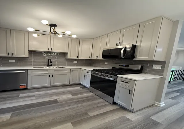 Photo 4 of Single family home for sale at 36581 N Grandwood Dr, Gurnee, IL 60031 | MLS# 12755515 | Listing updated on 2026-09-15