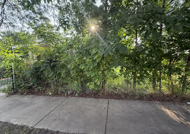 Photo 1 of Land for sale at 6924 S Elizabeth St, Chicago, IL 60636 | MLS# 12755532 | Listing updated on 2026-09-15