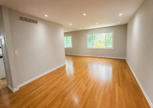 Photo 4 of Single family home for sale at 3220 Saratoga Ave, Downers Grove, IL 60515 | MLS# 12755569 | Listing updated on 2026-09-15