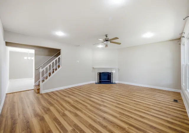 Photo 2 of Townhouse for sale at 2038 Farnham Ct, Schaumburg, IL 60194 | MLS# 12755678 | Listing updated on 2026-09-22