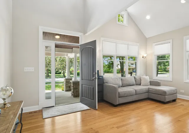 Photo 4 of Single family home for sale at 103 S Donald Ave, Arlington Heights, IL 60004 | MLS# 12755681 | Listing updated on 2026-09-15