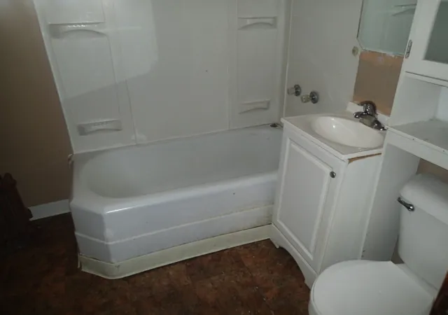 Photo 4 of Multi family home for sale at 923 N Kedvale Ave, Chicago, IL 60651 | MLS# 12755821 | Listing updated on 2026-09-14