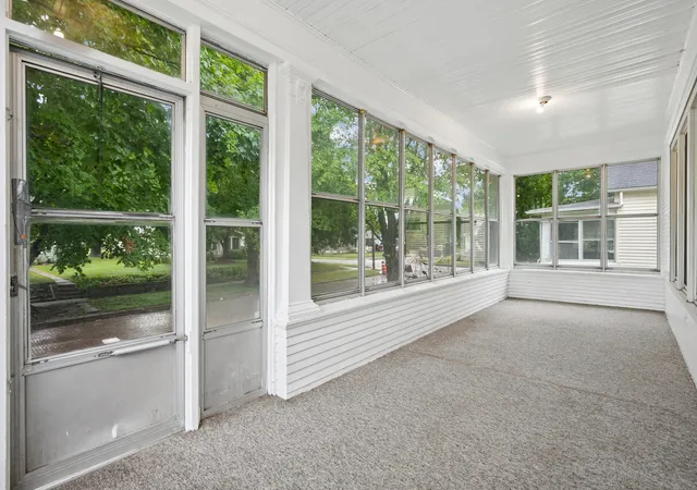 Photo 3 of Sale Pending at 1530 33rd Street, Rock Island, IL 61201 | MLS# 12755868 | Listing updated on 2026-09-14