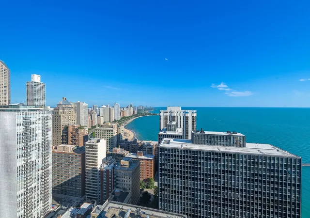 Photo 2 of Condo for sale at 260 E Chestnut St #3902, Chicago, IL 60611 | MLS# 12756107 | Listing updated on 2026-09-14