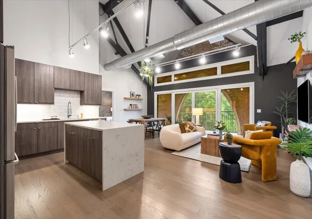 Photo 2 of Condo for sale at 2140 N Richmond St #7, Chicago, IL 60647 | MLS# 12756518 | Listing updated on 2026-09-18