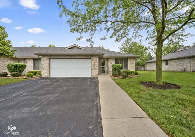 Condo for sale at 2417 Par Four Ct #2417, Joliet, IL 60436 | MLS# 12756952