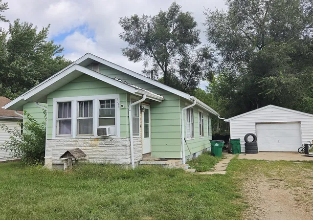Photo 1 of Single family home for sale at 1705 English St, Rock Falls, IL 61071 | MLS# 12757136 | Listing updated on 2026-09-12
