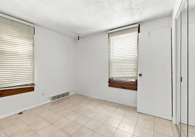 Photo 4 of Single family home for sale at 1633 Park St, Mc Henry, IL 60050 | MLS# 12757506 | Listing updated on 2026-09-14
