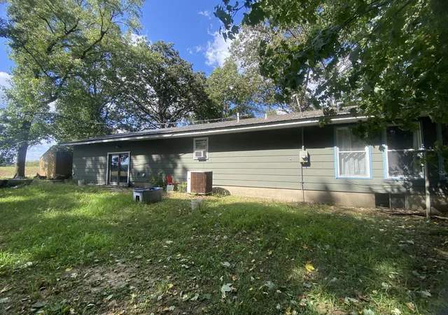 Photo 3 of Single family home for sale at 594 County Rd 150 N, Thompsonville, IL 62890 | MLS# 12757899 | Listing updated on 2026-10-29