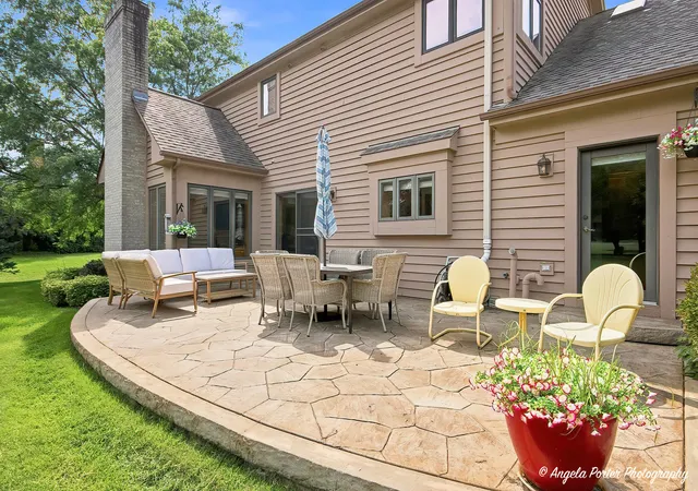 Photo 4 of Single family home for sale at 1823 Charnbrook Dr, Johnsburg, IL 60051 | MLS# 12758203 | Listing updated on 2026-09-14
