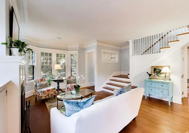 Photo 3 of Single family home for sale at 419 Greenwood St, Evanston, IL 60201 | MLS# 12758284 | Listing updated on 2026-09-18