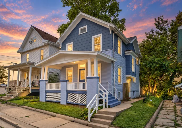 Photo 1 of Single family home for sale at 310 N Mclean St, Bloomington, IL 61701 | MLS# 12758407 | Listing updated on 2026-10-01