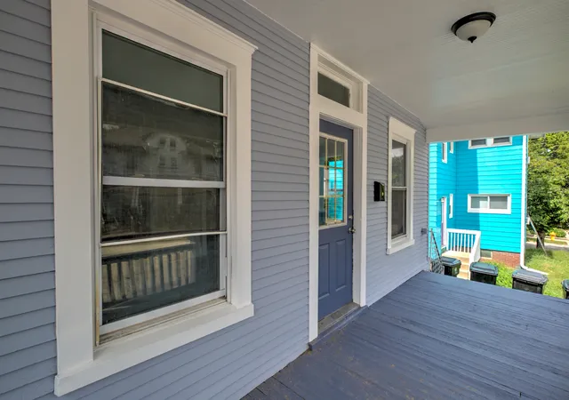 Photo 4 of Single family home for sale at 310 N Mclean St, Bloomington, IL 61701 | MLS# 12758407 | Listing updated on 2026-10-01