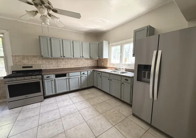 Photo 4 of Single family home for sale at 1413 Wisconsin Ave, Berwyn, IL 60402 | MLS# 12758697 | Listing updated on 2026-10-02