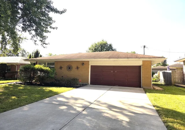 Photo 3 of Sale Pending at 3415 Corbridge Ln, Rockford, IL 61107 | MLS# 12758703 | Listing updated on 2026-09-15