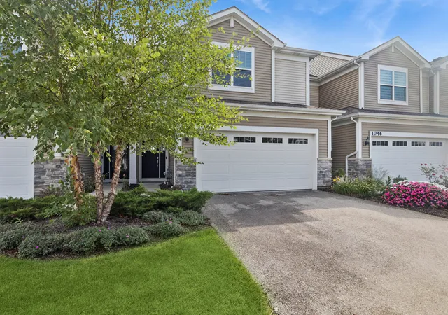 Photo 1 of Townhouse for sale at 1044 Moraine Dr, South Elgin, IL 60177 | MLS# 12758725 | Listing updated on 2026-09-21