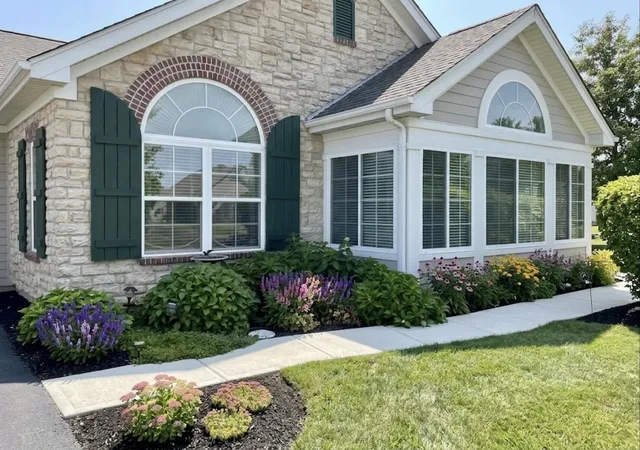 Photo 2 of Townhouse for sale at 23857 N Dayfield Dr, Plainfield, IL 60586 | MLS# 12758752 | Listing updated on 2026-09-15