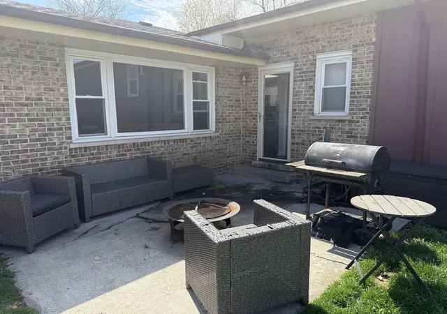 Photo 4 of Single family home for sale at 2640 W 85th Street, Chicago, IL 60652 | MLS# 12758763 | Listing updated on 2026-09-23